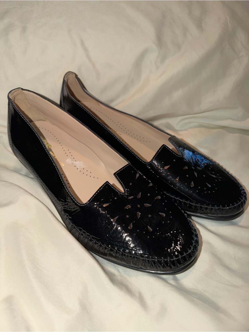 SAS Sonyo Slip-On Black Patent Leather Women's Loafers with Cutout Detail
